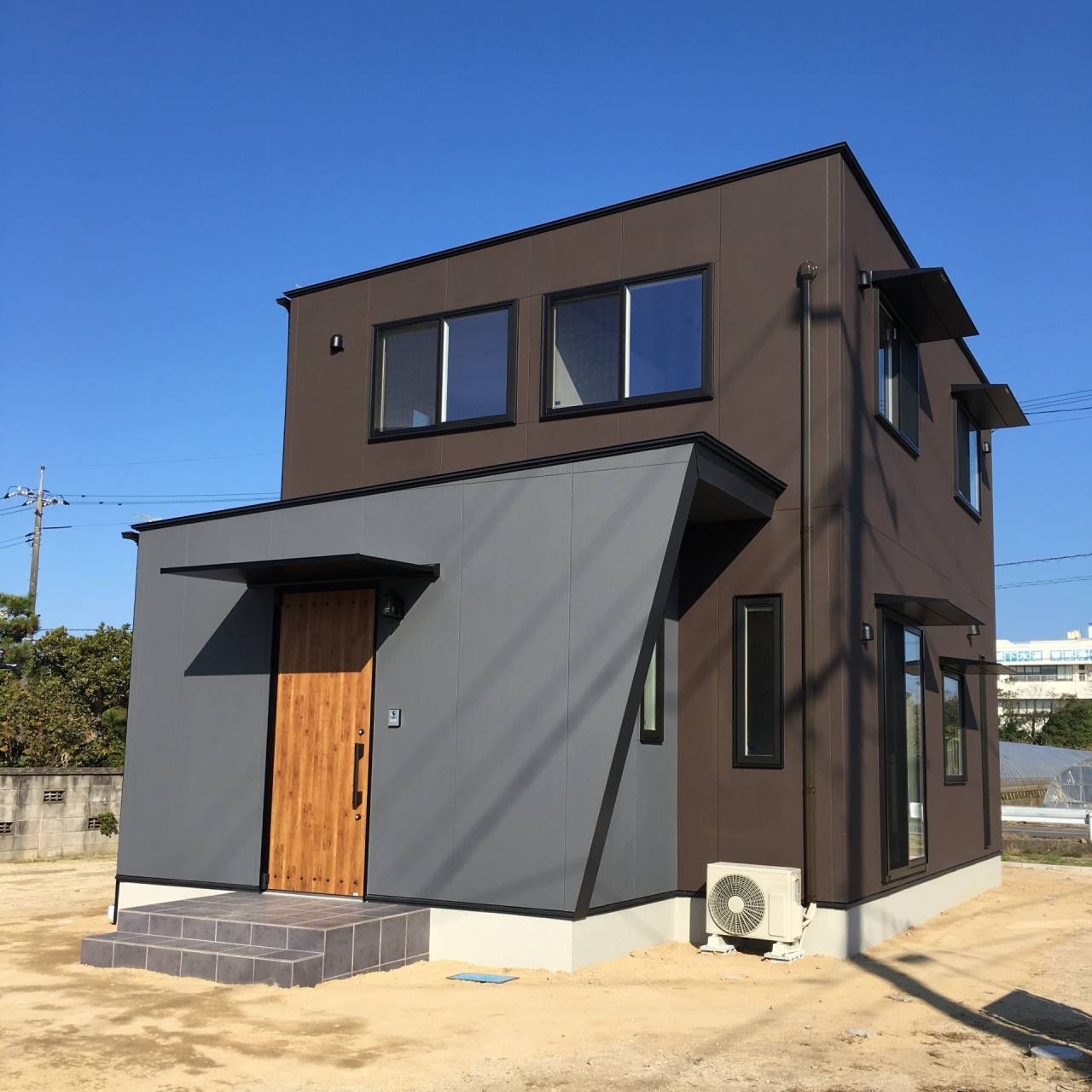 2つの庭を持つ家